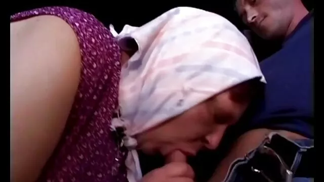 Միլենա slavegirl լեսբուհի երկրպագությունը կրծքեր գամված soybean